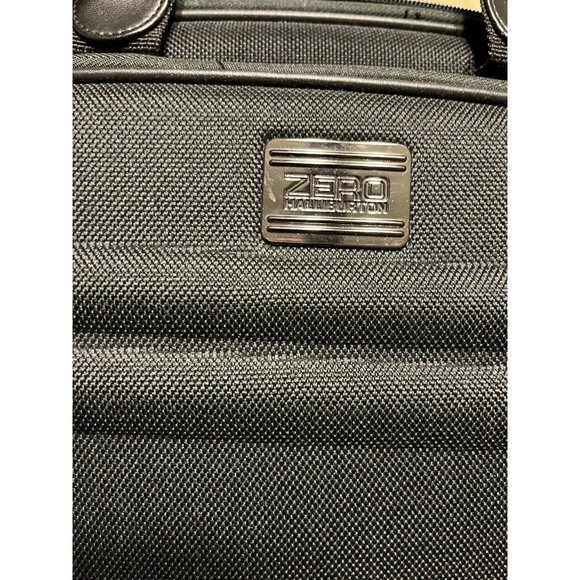 Zero Halliburton 3 Zip Compartment Business/Computer Bag with Shoulder Strap - Picture 10 of 10